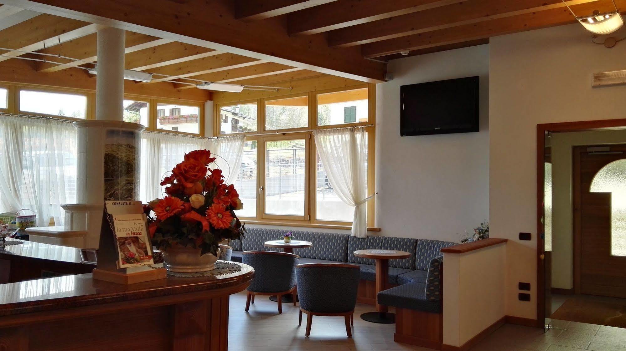 Residence La Moretina Коммеццадура Экстерьер фото